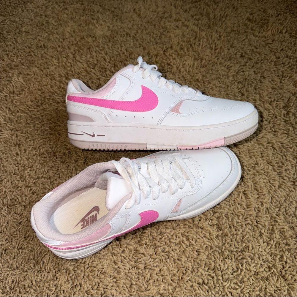 Women’s Nike Gamma Force Playful Pink Size 8